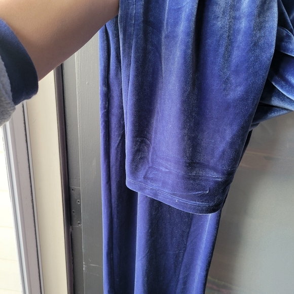Talbots Velvet Royal Blue Pajama Set Size Large Ruffled Sleeve Top Straight Legs - Picture 11 of 15